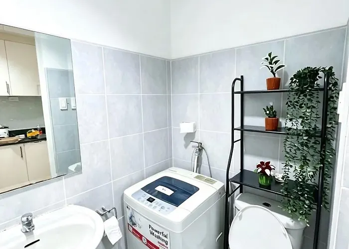 Aparthotel Sea Residences Staycation By Erza 4*
